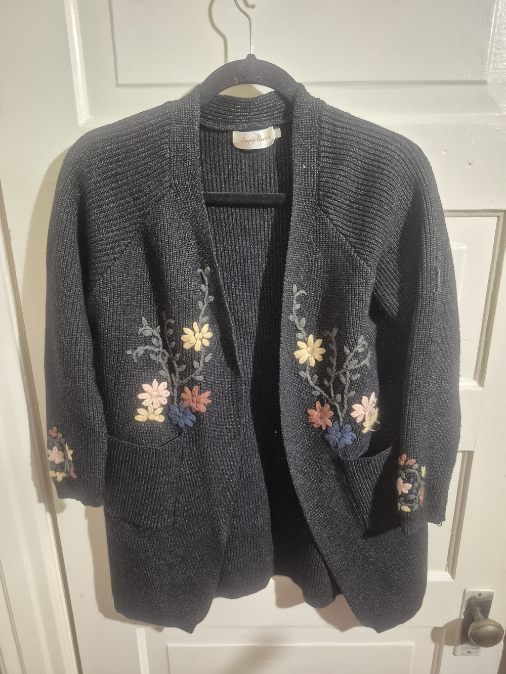 Simply Couture Floral Embroidered Cardigan Sweater Open Front Knit Pockets Ptp23 - Picture 2 of 8